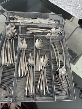 Ralph Lauren Polished Silver Stainless Steel Flatware Set